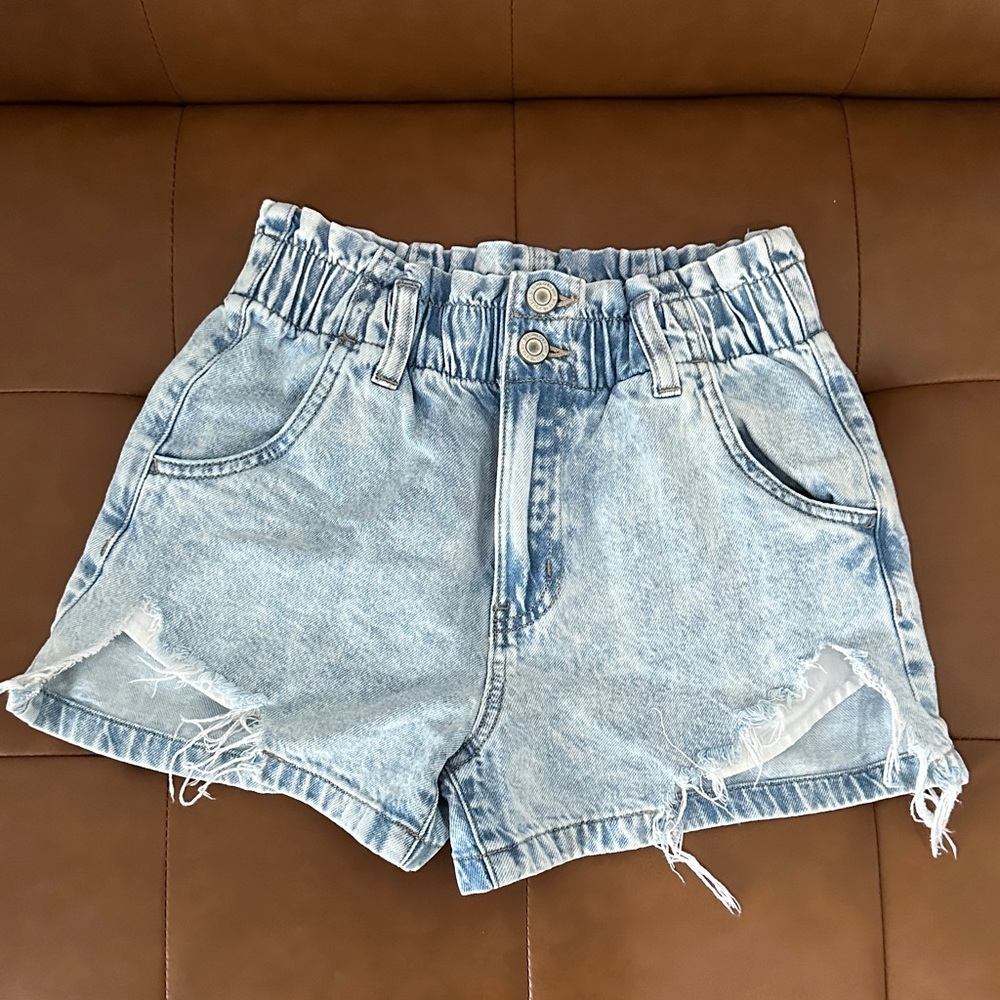SO Light Blue Denim High Rise Mom Women's Shorts Size 0/24